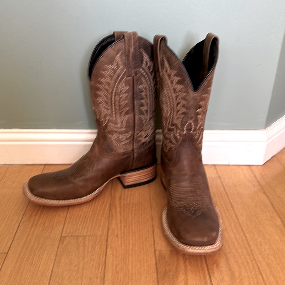 Brand New JB Dillon leather cowboy boots size 7B